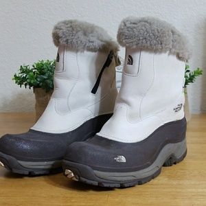 Ladies North Face Snow Boots